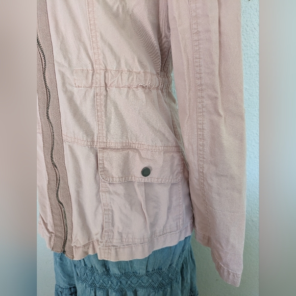 Rose Embroidered Baby Pink Cargo Jacket - Picture 6 of 9